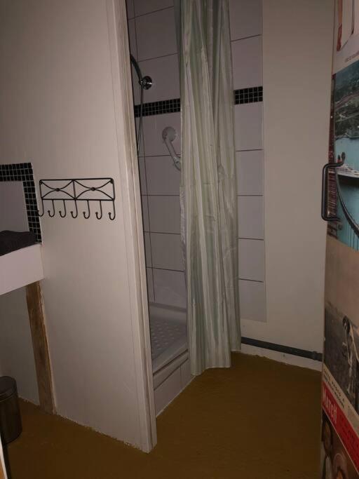 Le Bon Chemin Ateliers Apartment Sainte-Nathalène Exterior foto